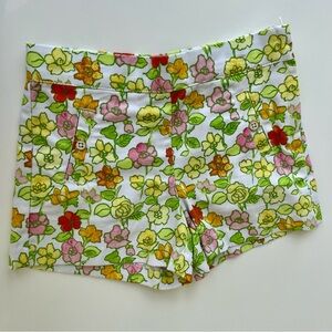 NWOT, Janie and Jack White Floral Side-Zip Short with Button Detail, Size 6